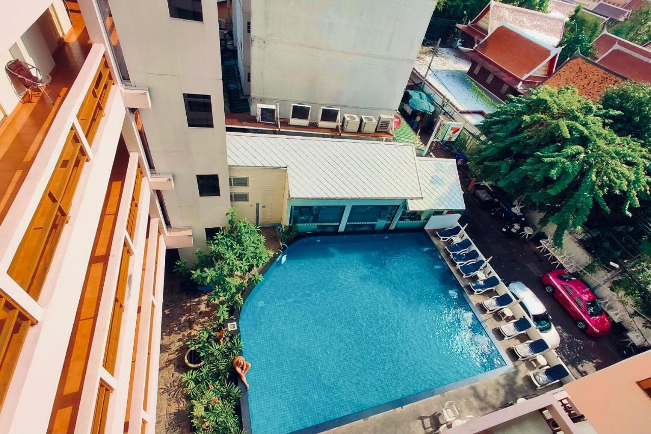 Mango Lagoon Place Bangkok Exteriör bild
