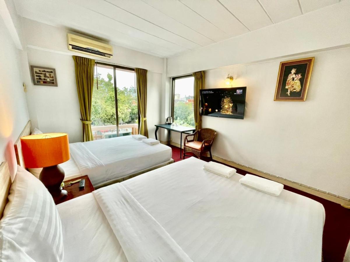 Mango Lagoon Place Bangkok Exteriör bild
