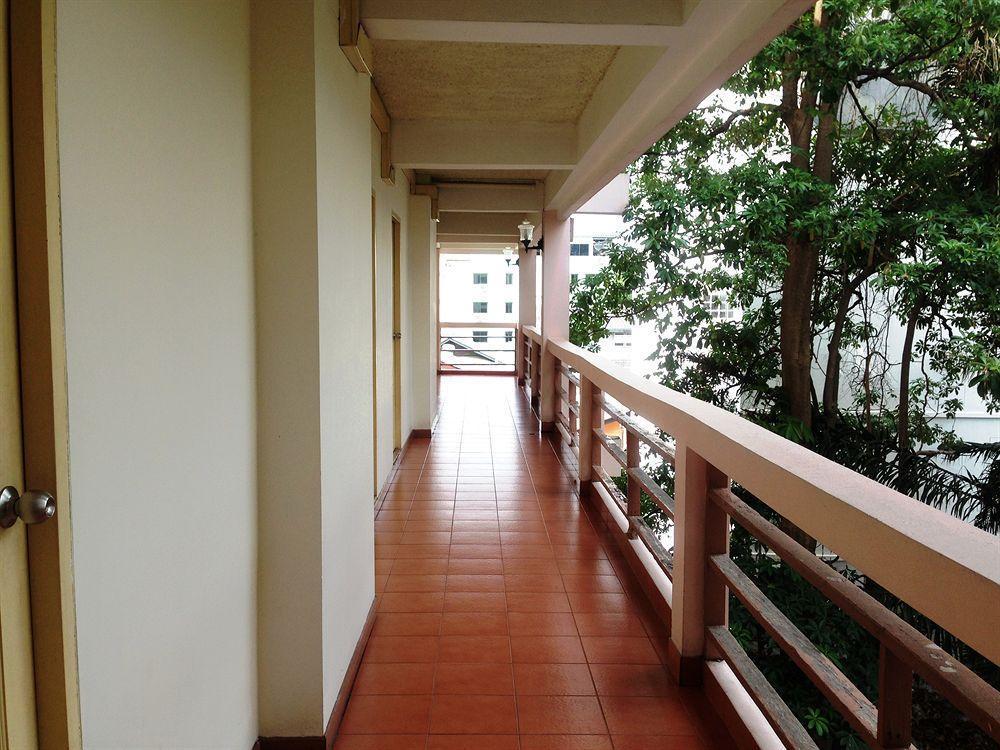 Mango Lagoon Place Bangkok Exteriör bild